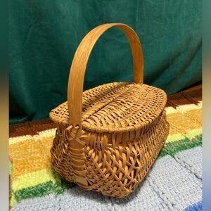 Vintage Two Sided Lidded Egg Basket - Cottagecore Farmhouse